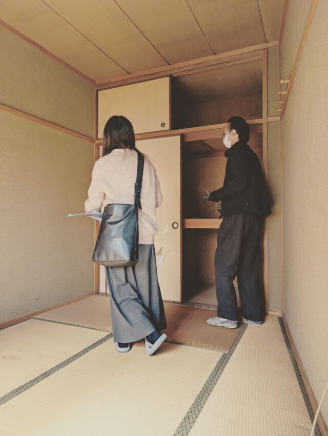 .
.
.
活用が決まった空き家物件の
現地採寸に伺いました。
.
現場では細かく採寸を行いました。
.
図面化し、
今後の活用に活かしていきます。
.
.
\ゲストハウス設計・空き家リノベーションのご相談は
プロフィールリンクよりお気軽にどうぞ！/
.
.
#現場調査#現場採寸#広島店舗デザイン#広島の設計事務所#店舗開業サポート#広島県#福山市#ヌードエレメンタリー#一級建築士事務所#福山市店舗設計#福山市店舗デザイン